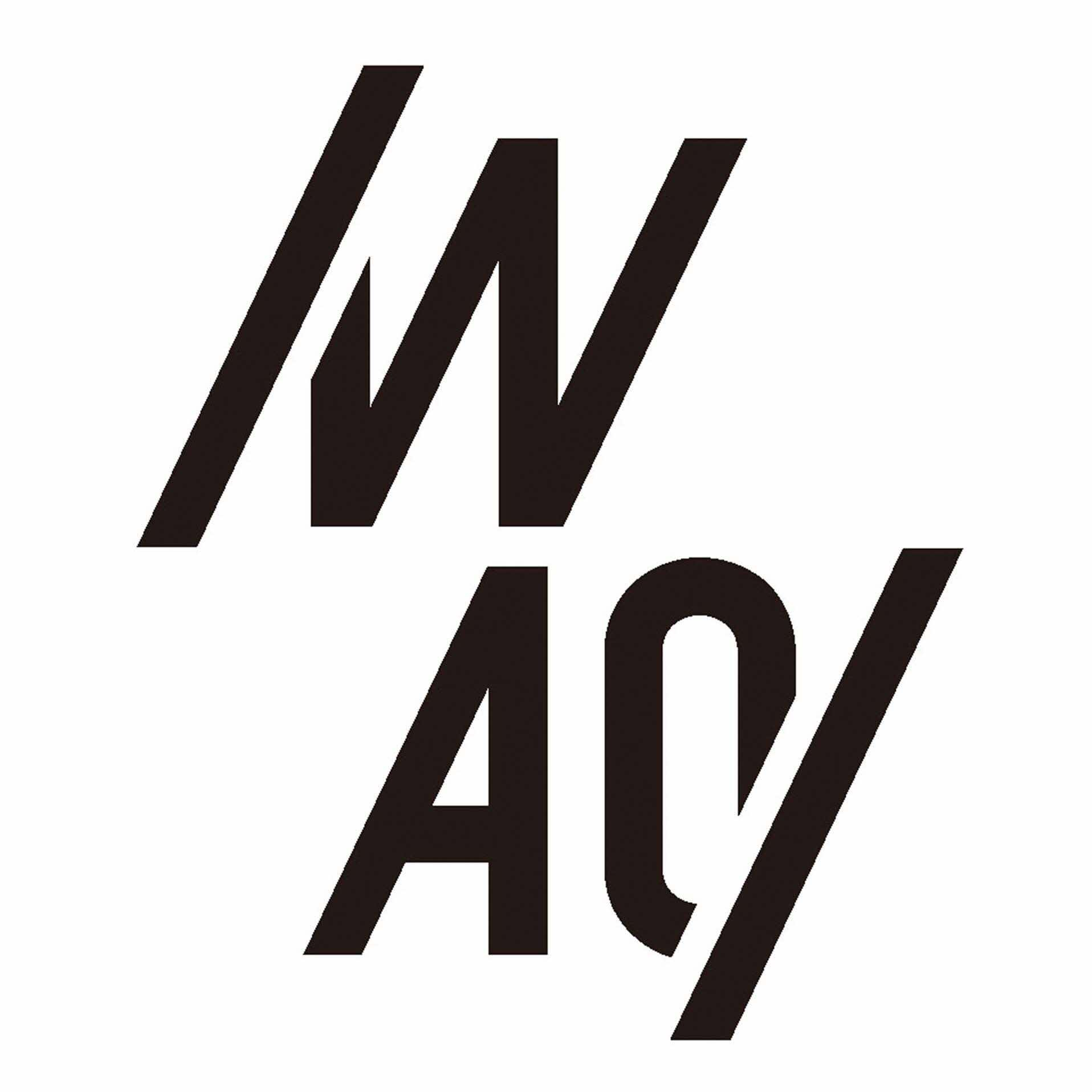 斜めのスラッシュと太字の幾何学的文字で「W」と「AC」を上下に配置したモノクロ構成の株式会社ワークヴィジョンズのロゴマーク