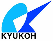 白の背景に濃淡の異なる二つの青色を組み合わせた、アルファベットの「K」を抽象化したような鋭いデザインのシンボルマークに、黒い太字で「KYUKOH」というテキストが添えられた、シンプルかつ現代的な企業のロゴイラスト