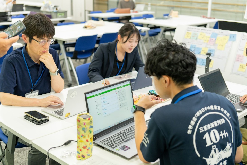 企画検討_CREATIVE