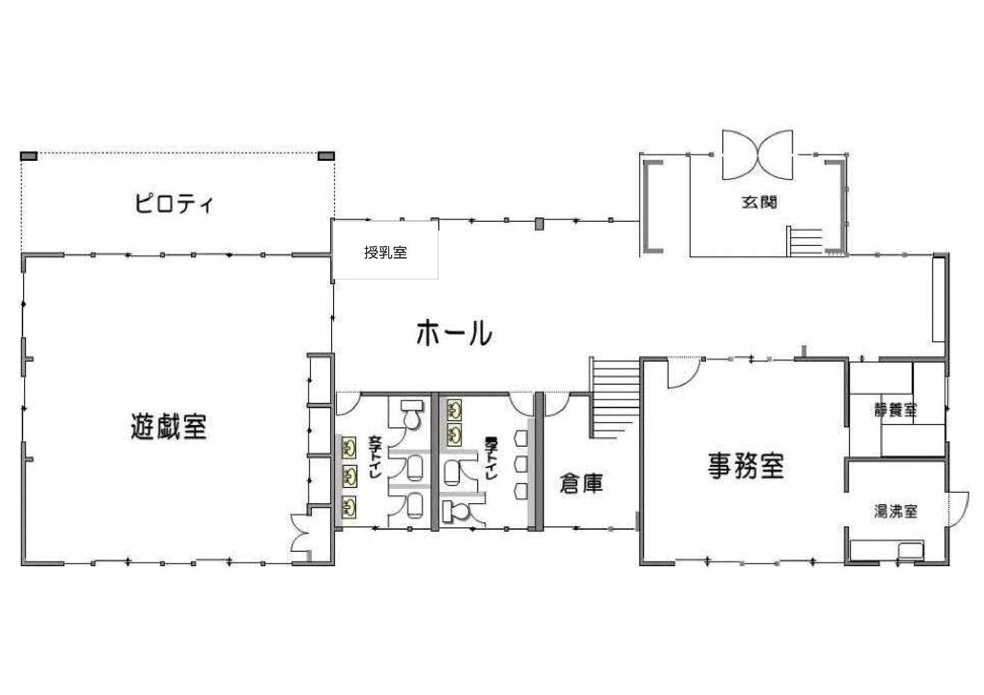 玄関からホールと事務室へ続き、遊戯室や倉庫、男女トイレ、湯沸室などが配置された1階建物の平面図